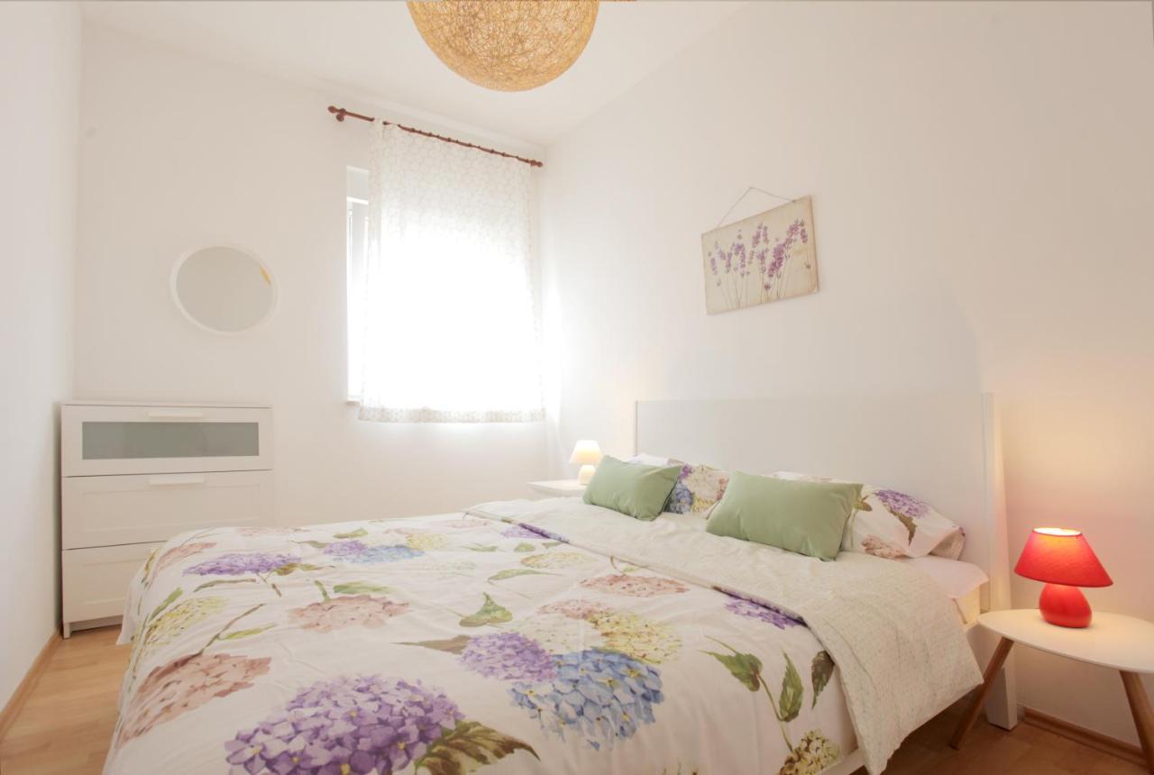 Apartment Maria Medulin Kültér fotó